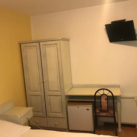 Pansion Dragica شقة